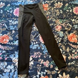 Leggings with pockets